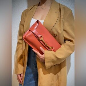 •••SOLD•••Auth Gucci Orange Leather Bright Bit Clutch Bag